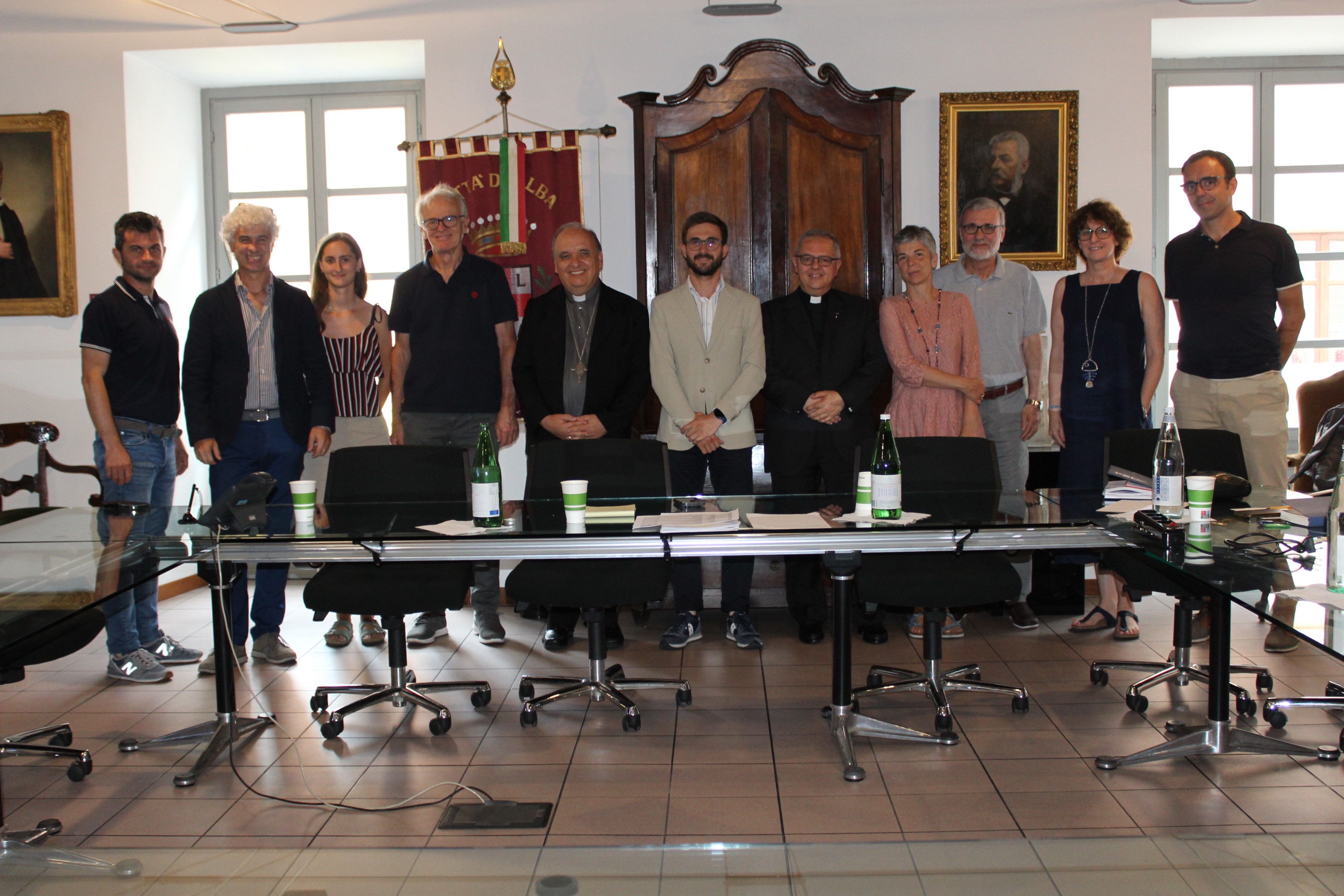 Primo incontro ufficiale tra la Giunta comunale ed il vescovo Marco Brunetti