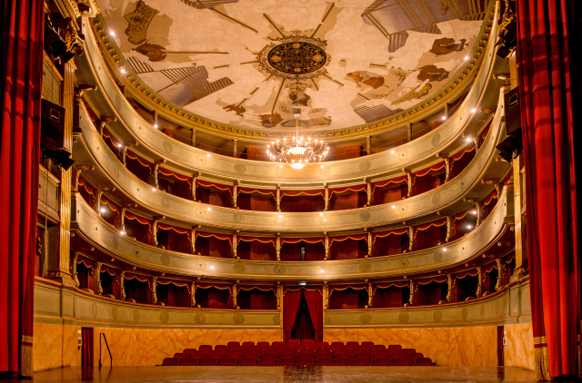 Sala M. Torta Morolin del Teatro di Alba foto di Stefania Spadoni