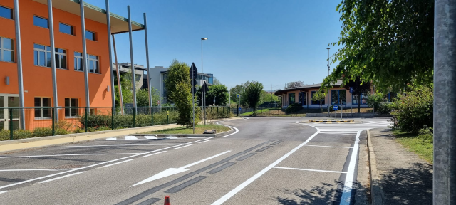 Ultimato il cantiere per la viabilità e i parcheggi definitivi della scuola media della Moretta
