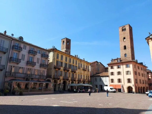 Piazza Risorgimento Alba
